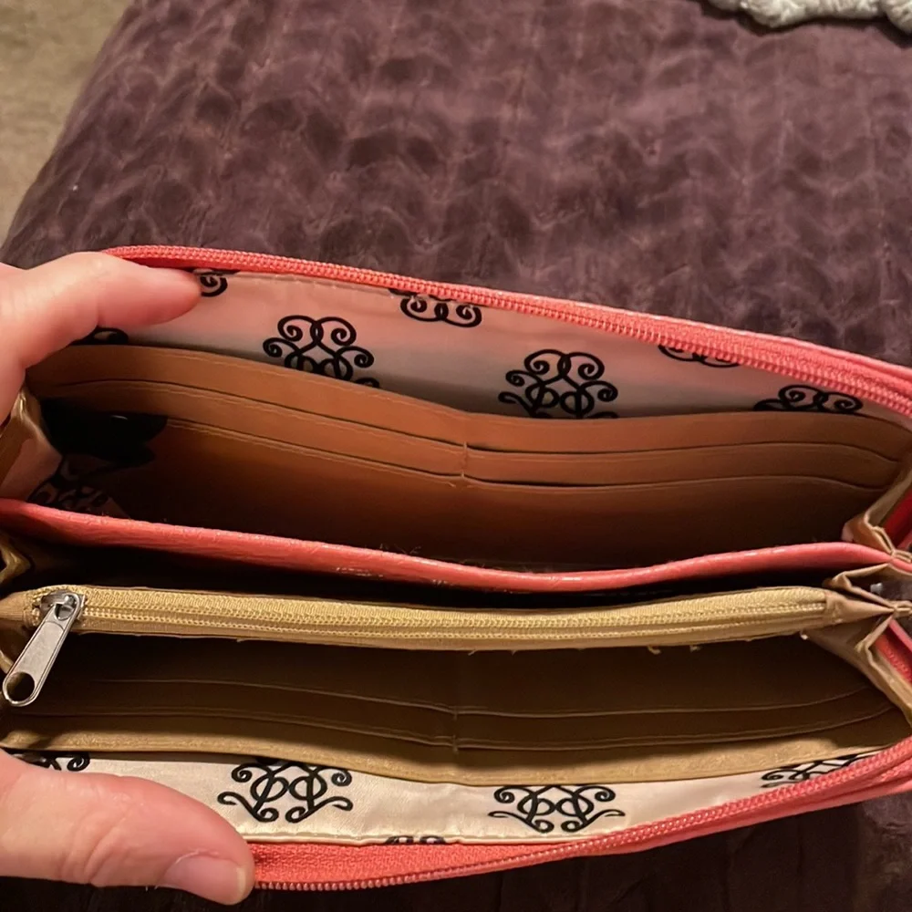 Jessica Simpson Wallet - Picture 8 of 8